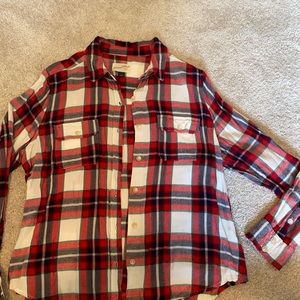 Long sleeve plaid shirt